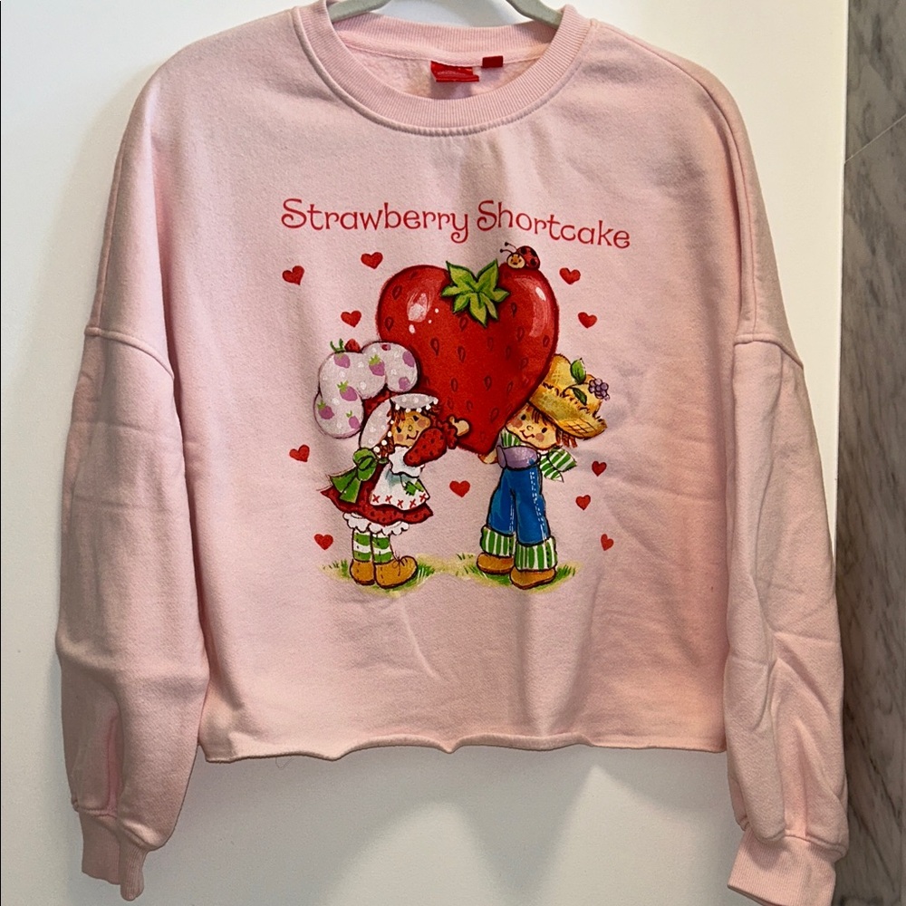 Cropped oversized Strawberry Shortcake Sweatshirt